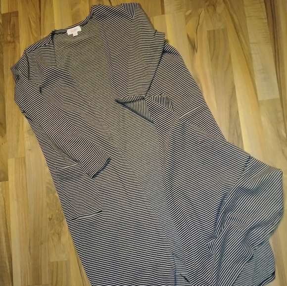 *DONATED* Lularoe Sarah - Picture 5 of 6